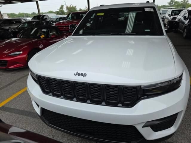 jeep grand cherokee 2023 1C4RJHAG2PC600137 image jeep grand cherokee 2023 1C4RJHAG2PC600137 image